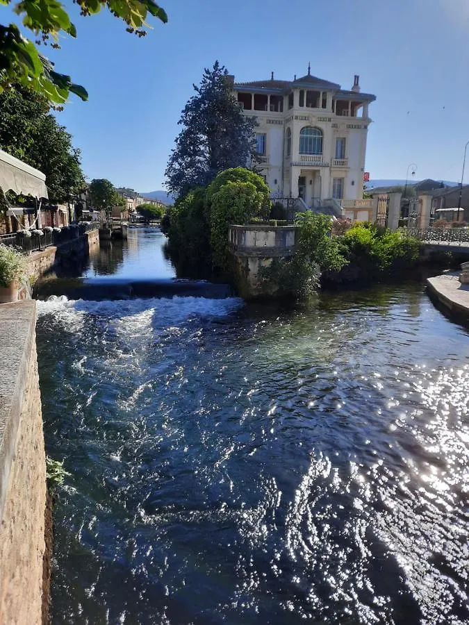 Le Nid'Isle - Stationnement Prive Gratuit - Wi-Fi Performant - Climatisation Apartment L'Isle-sur-la-Sorgue 0*,  France